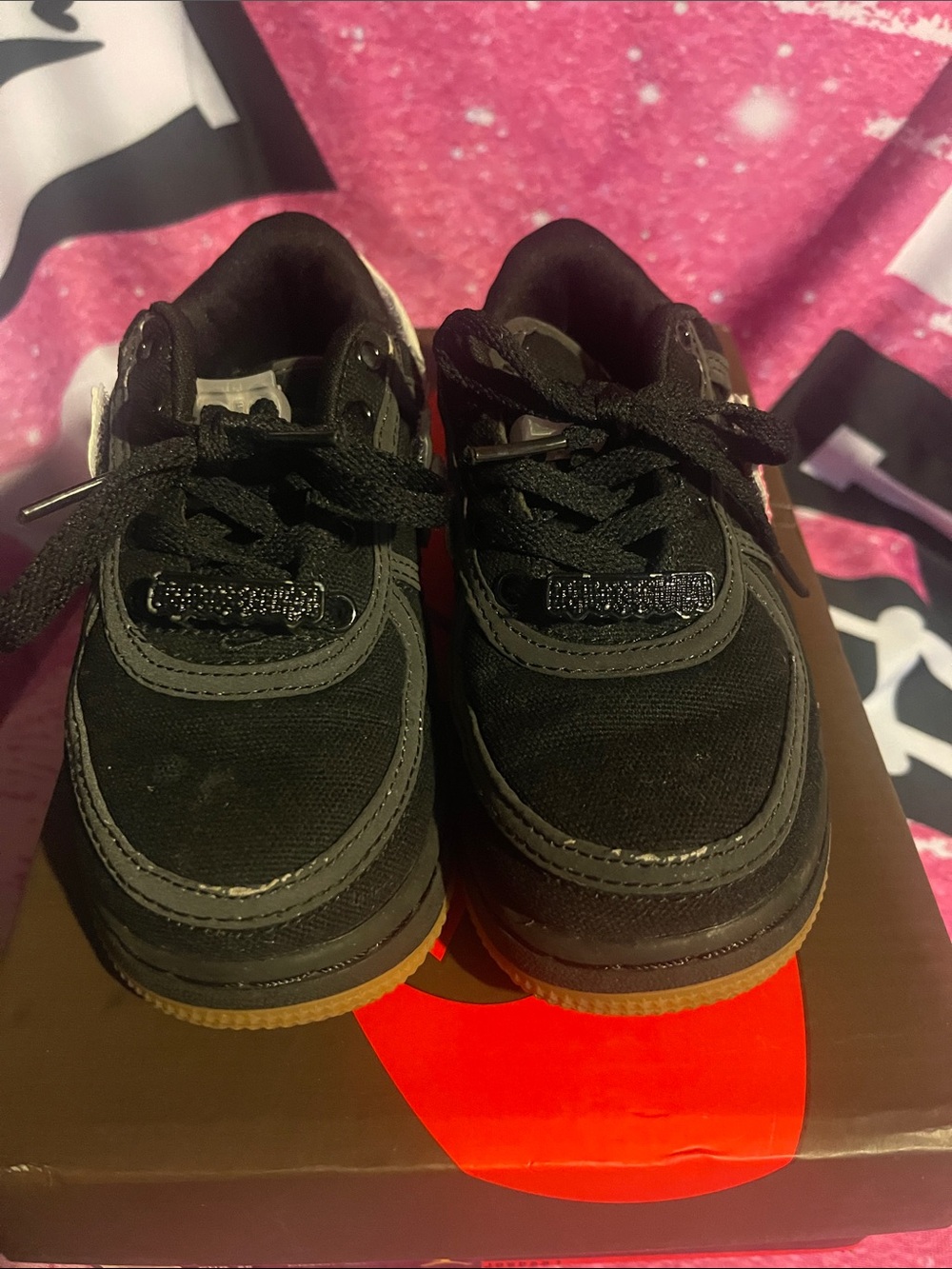 Kids Nike Travis Scott with Removable Nike Sign